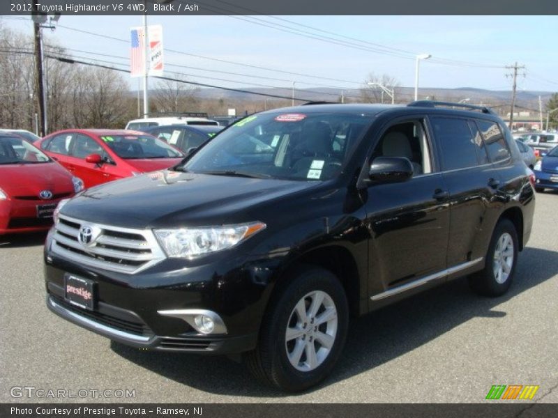Black / Ash 2012 Toyota Highlander V6 4WD