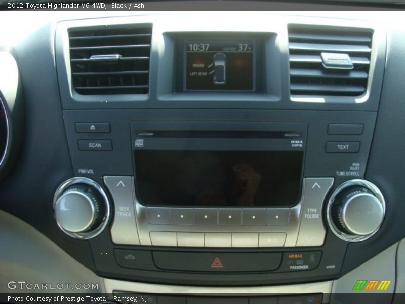 Black / Ash 2012 Toyota Highlander V6 4WD