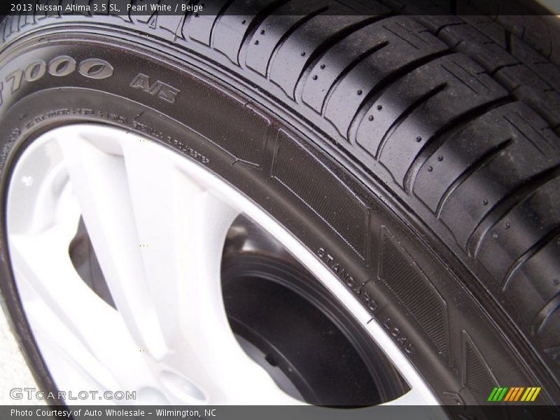 Pearl White / Beige 2013 Nissan Altima 3.5 SL