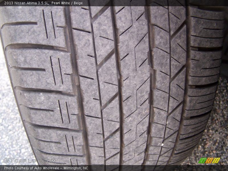 Pearl White / Beige 2013 Nissan Altima 3.5 SL