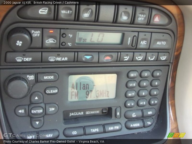Controls of 2000 XJ XJ8