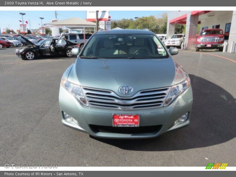 Aloe Green Metallic / Ivory 2009 Toyota Venza I4
