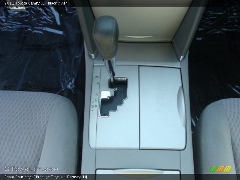 Black / Ash 2011 Toyota Camry LE