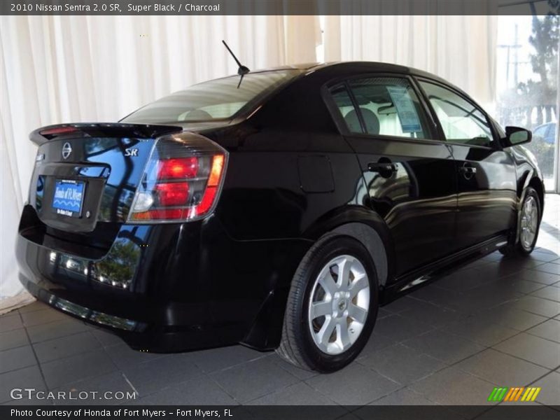 Super Black / Charcoal 2010 Nissan Sentra 2.0 SR