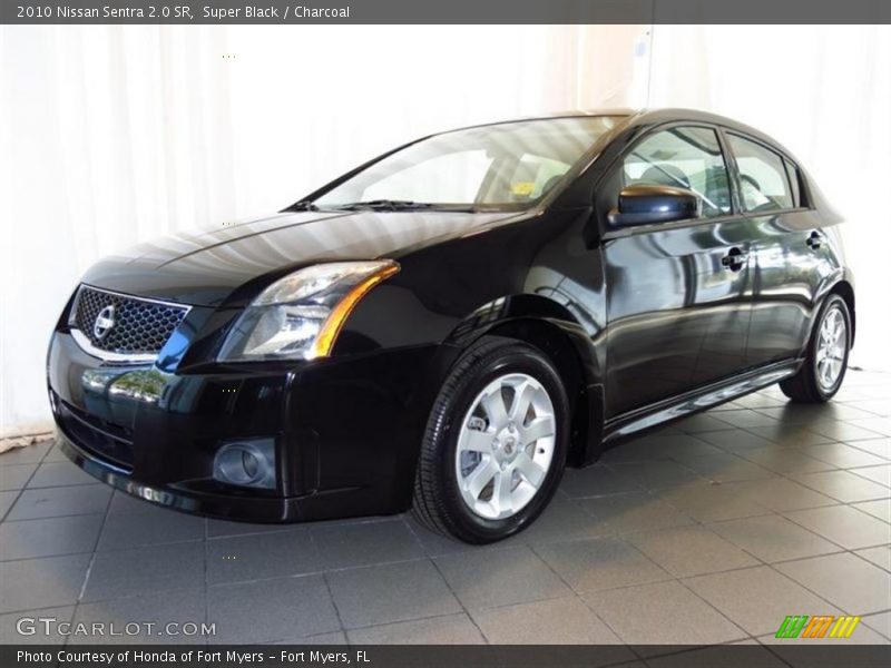 Super Black / Charcoal 2010 Nissan Sentra 2.0 SR