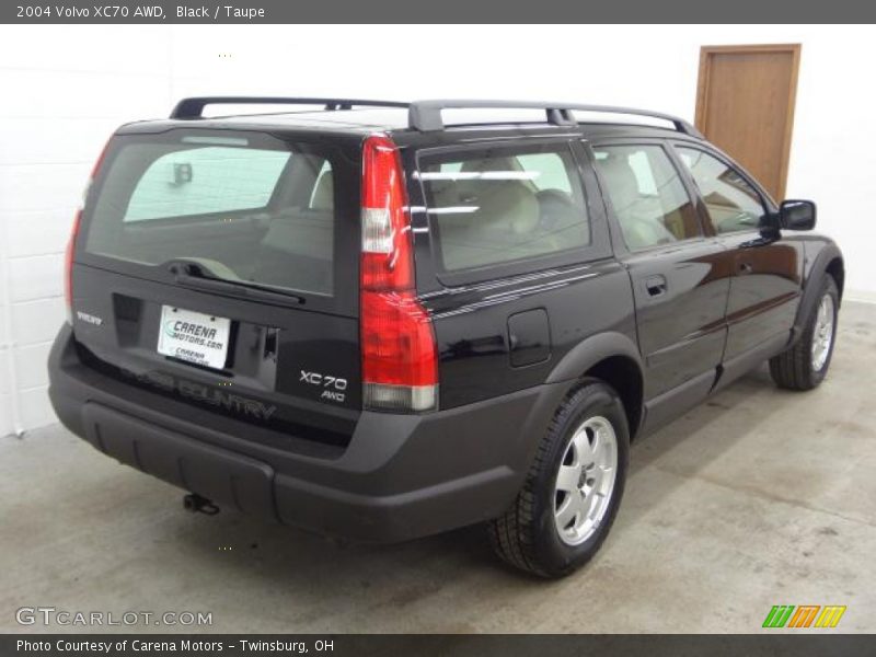 Black / Taupe 2004 Volvo XC70 AWD