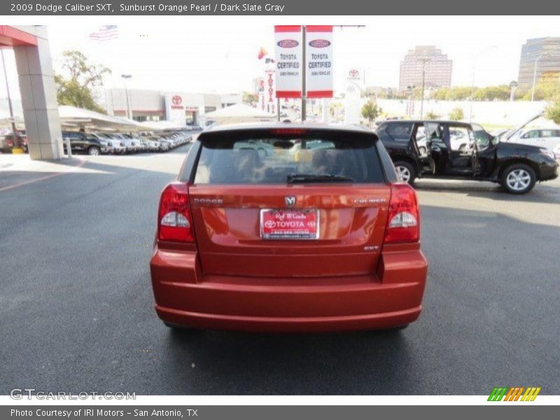 Sunburst Orange Pearl / Dark Slate Gray 2009 Dodge Caliber SXT