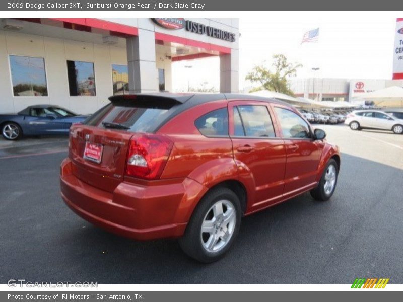 Sunburst Orange Pearl / Dark Slate Gray 2009 Dodge Caliber SXT