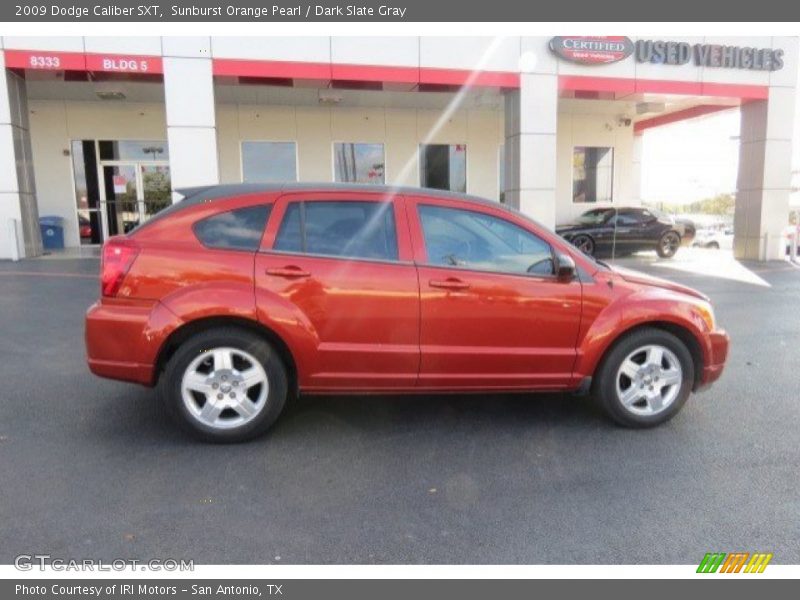 Sunburst Orange Pearl / Dark Slate Gray 2009 Dodge Caliber SXT