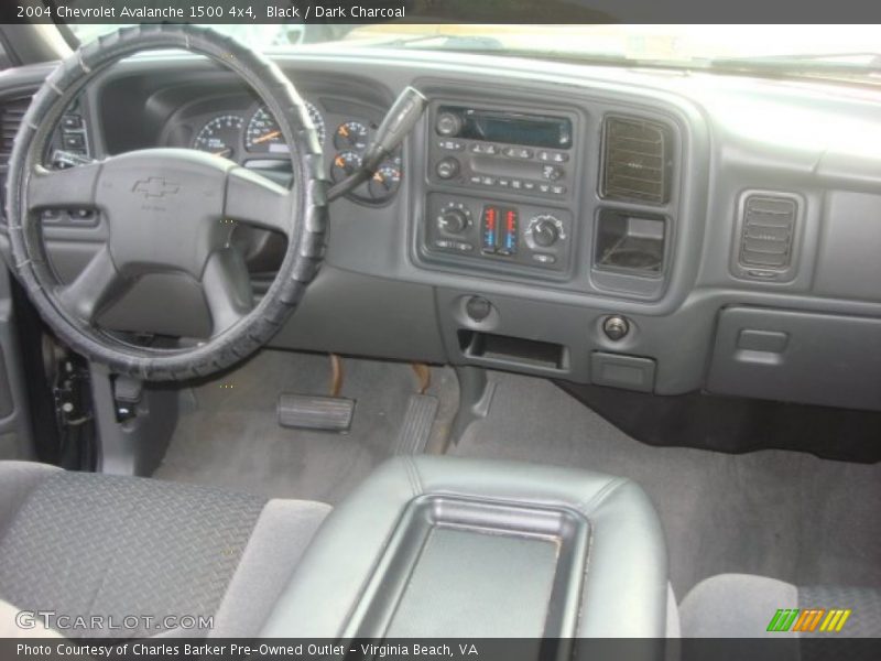 Black / Dark Charcoal 2004 Chevrolet Avalanche 1500 4x4