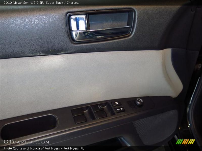 Super Black / Charcoal 2010 Nissan Sentra 2.0 SR