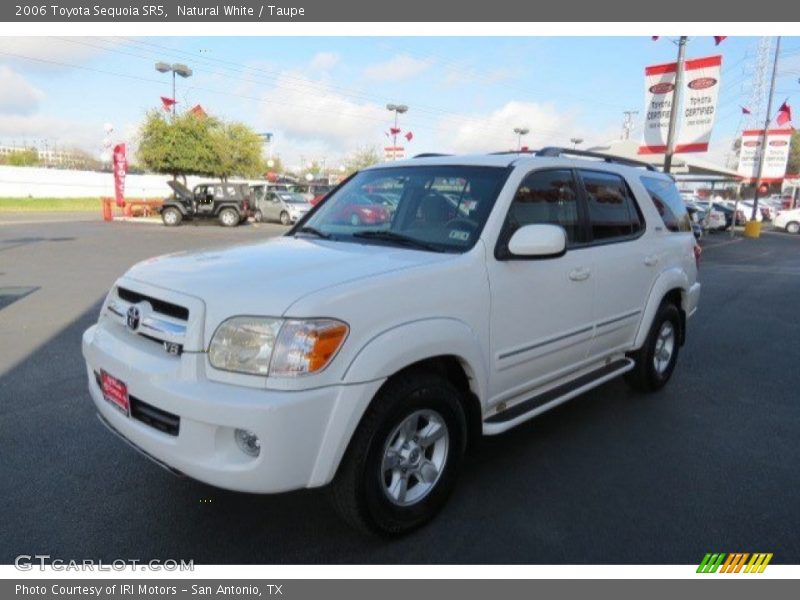 Natural White / Taupe 2006 Toyota Sequoia SR5