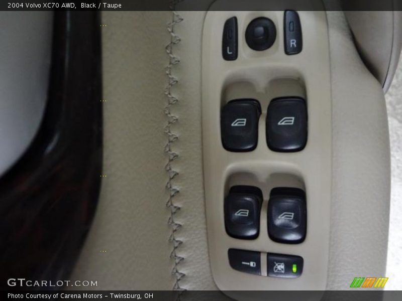 Black / Taupe 2004 Volvo XC70 AWD