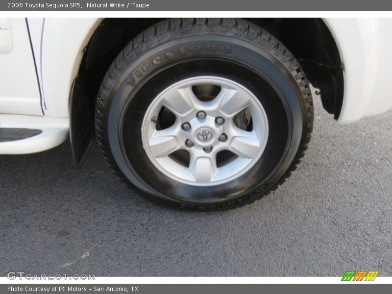 Natural White / Taupe 2006 Toyota Sequoia SR5