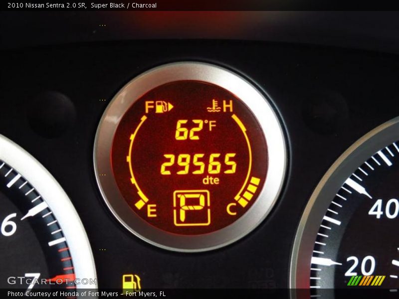 Super Black / Charcoal 2010 Nissan Sentra 2.0 SR