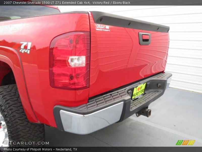Victory Red / Ebony Black 2007 Chevrolet Silverado 1500 LT Z71 Extended Cab 4x4