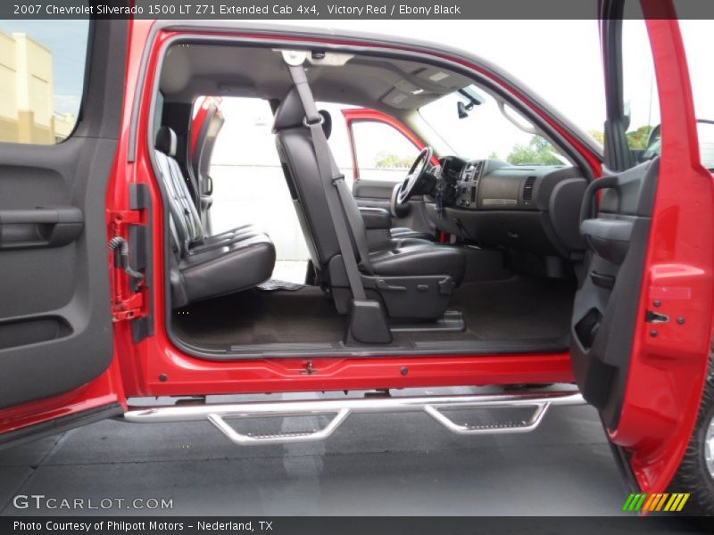 Victory Red / Ebony Black 2007 Chevrolet Silverado 1500 LT Z71 Extended Cab 4x4