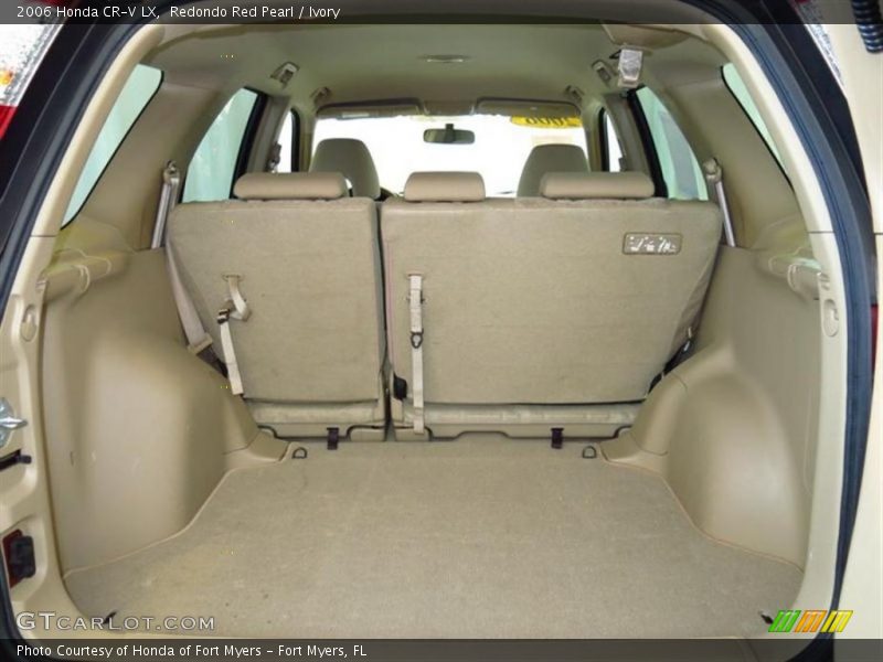 Redondo Red Pearl / Ivory 2006 Honda CR-V LX