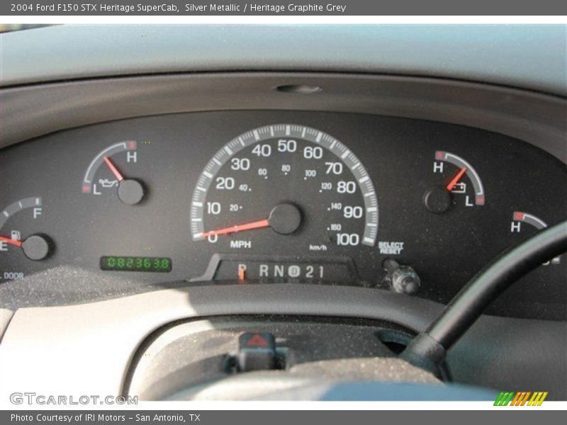 Silver Metallic / Heritage Graphite Grey 2004 Ford F150 STX Heritage SuperCab