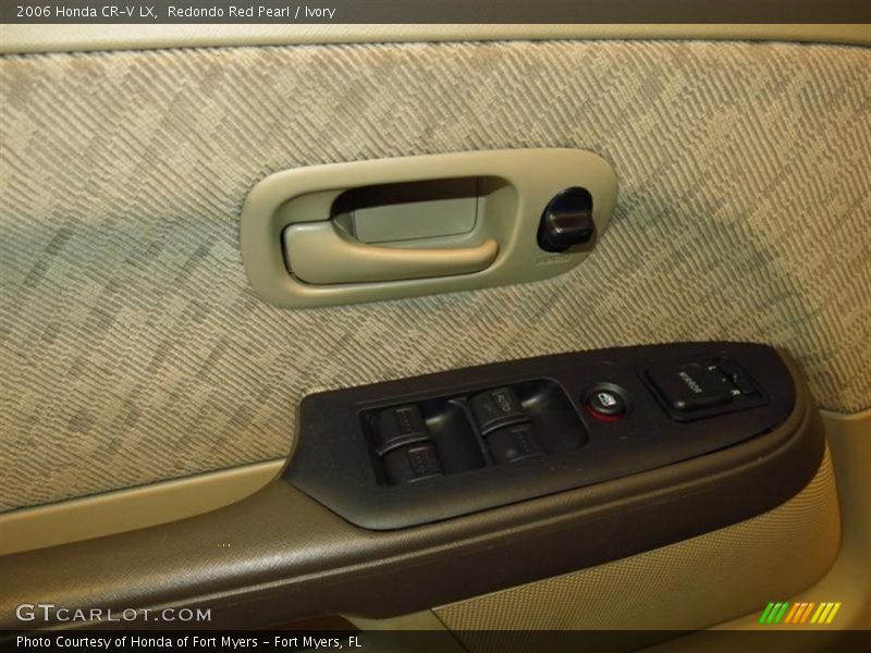 Redondo Red Pearl / Ivory 2006 Honda CR-V LX