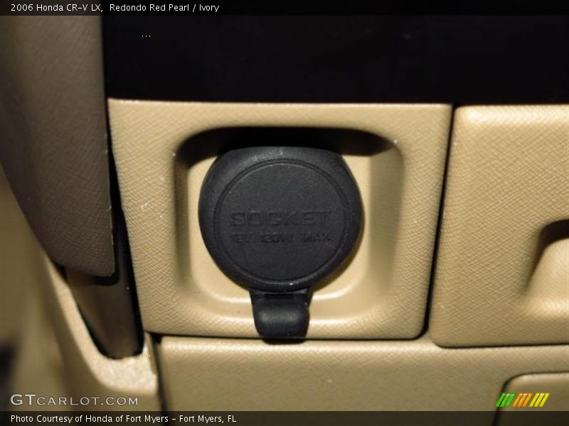 Redondo Red Pearl / Ivory 2006 Honda CR-V LX