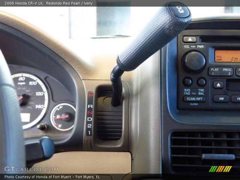 Redondo Red Pearl / Ivory 2006 Honda CR-V LX