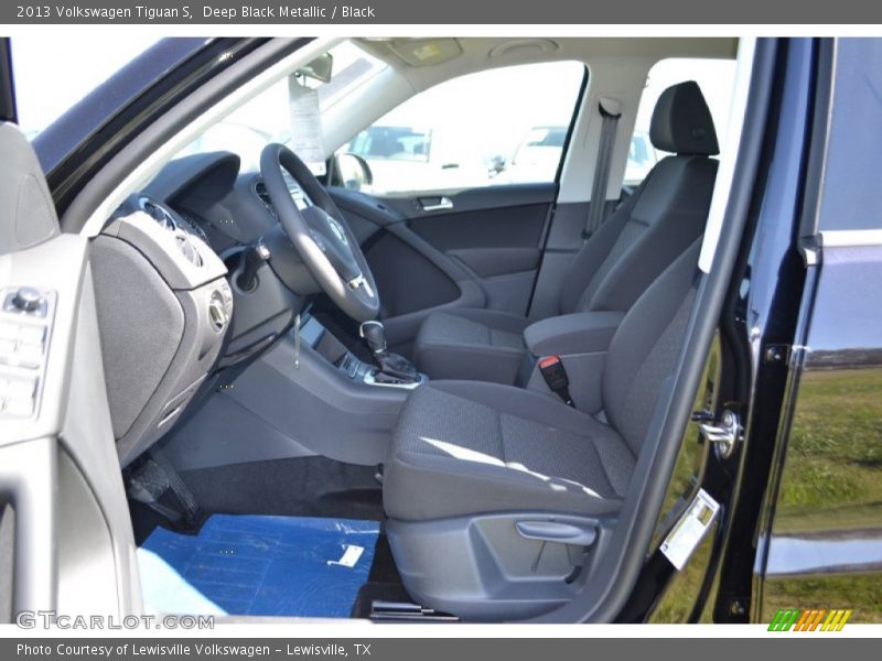 Deep Black Metallic / Black 2013 Volkswagen Tiguan S