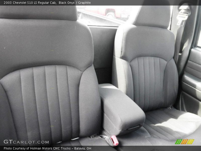 Black Onyx / Graphite 2003 Chevrolet S10 LS Regular Cab
