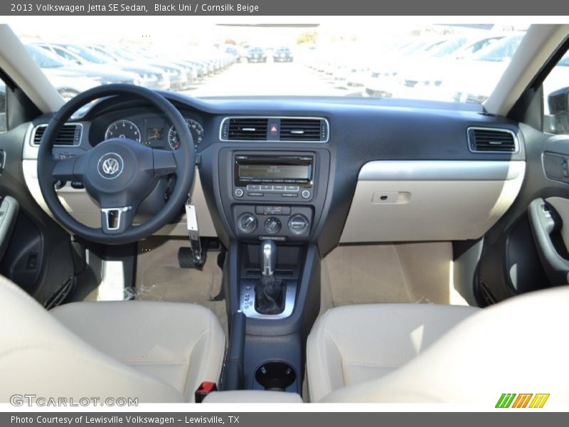 Black Uni / Cornsilk Beige 2013 Volkswagen Jetta SE Sedan