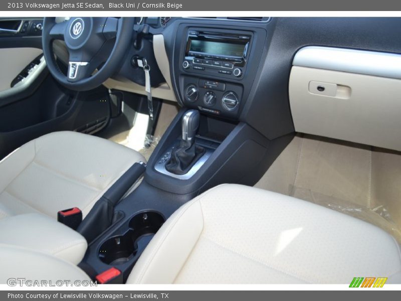 Black Uni / Cornsilk Beige 2013 Volkswagen Jetta SE Sedan