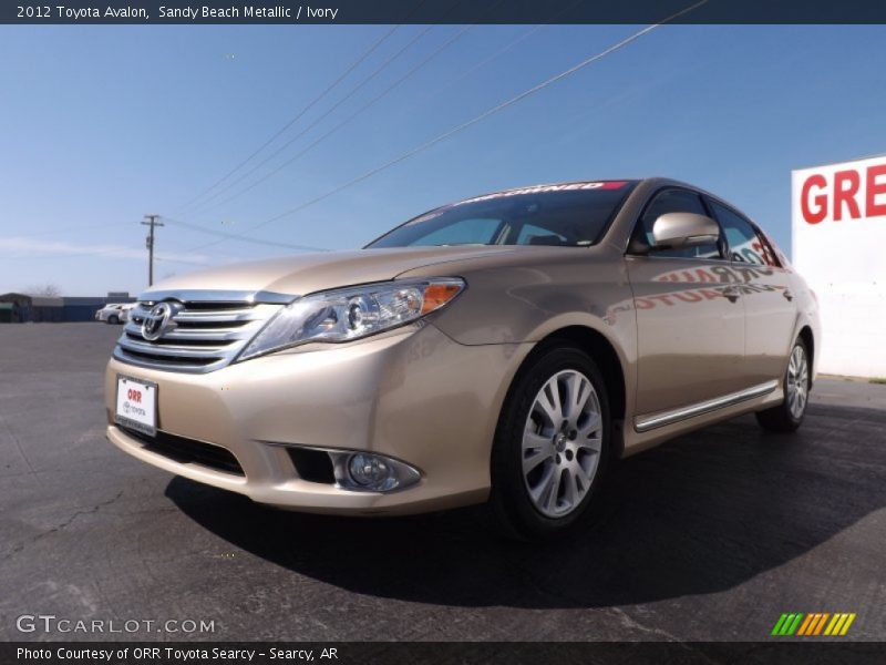 Sandy Beach Metallic / Ivory 2012 Toyota Avalon