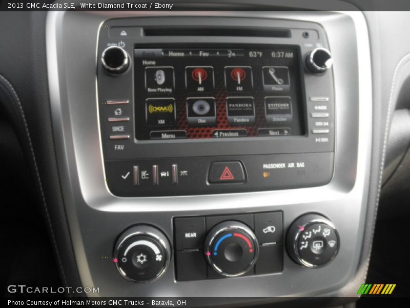 White Diamond Tricoat / Ebony 2013 GMC Acadia SLE