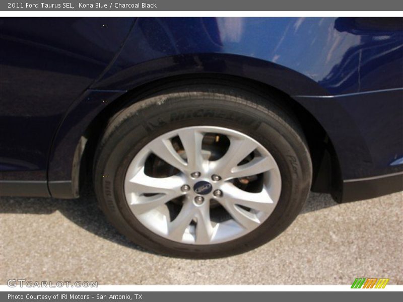 Kona Blue / Charcoal Black 2011 Ford Taurus SEL