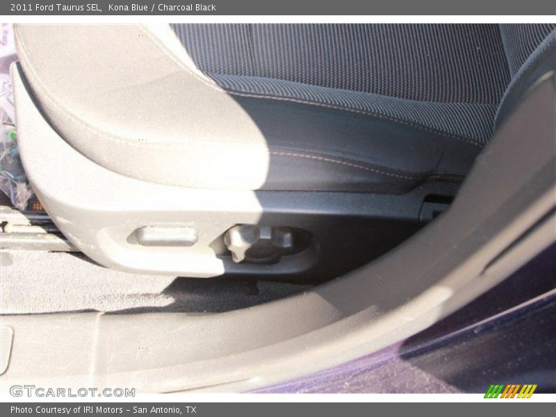 Kona Blue / Charcoal Black 2011 Ford Taurus SEL