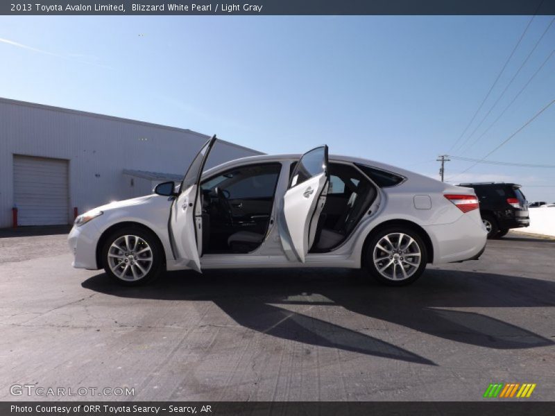 Blizzard White Pearl / Light Gray 2013 Toyota Avalon Limited