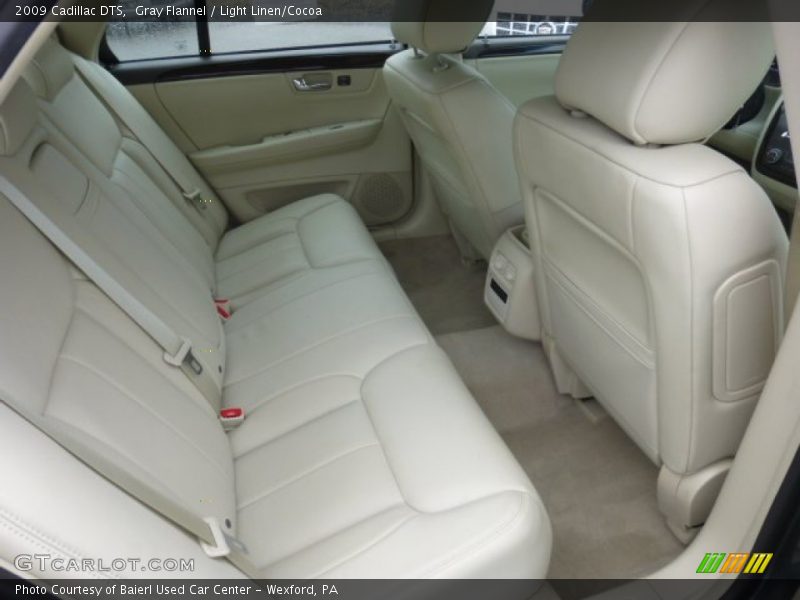Gray Flannel / Light Linen/Cocoa 2009 Cadillac DTS