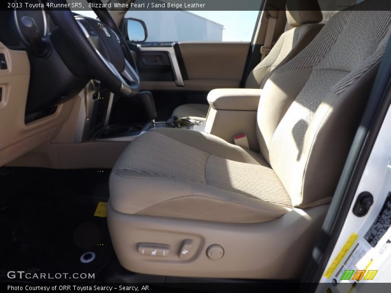 Blizzard White Pearl / Sand Beige Leather 2013 Toyota 4Runner SR5