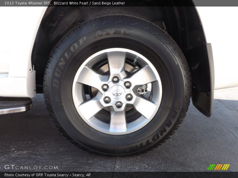 Blizzard White Pearl / Sand Beige Leather 2013 Toyota 4Runner SR5