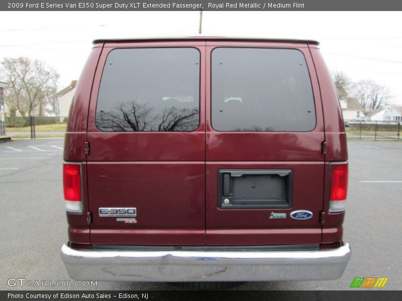 Royal Red Metallic / Medium Flint 2009 Ford E Series Van E350 Super Duty XLT Extended Passenger
