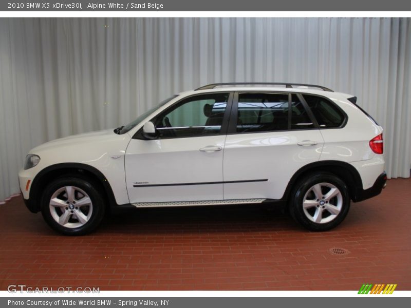 Alpine White / Sand Beige 2010 BMW X5 xDrive30i