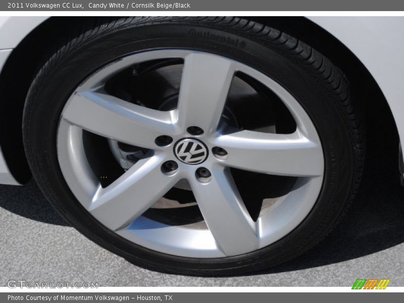 Candy White / Cornsilk Beige/Black 2011 Volkswagen CC Lux