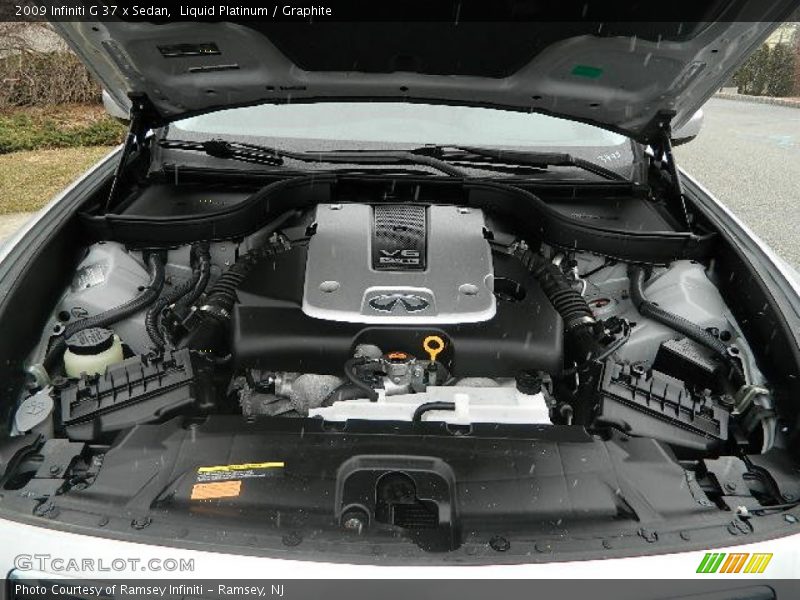 Liquid Platinum / Graphite 2009 Infiniti G 37 x Sedan