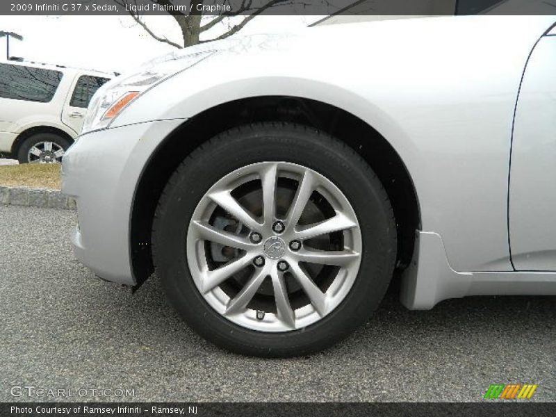 Liquid Platinum / Graphite 2009 Infiniti G 37 x Sedan