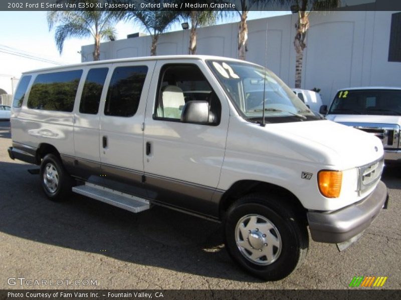 Oxford White / Medium Graphite 2002 Ford E Series Van E350 XL Passenger