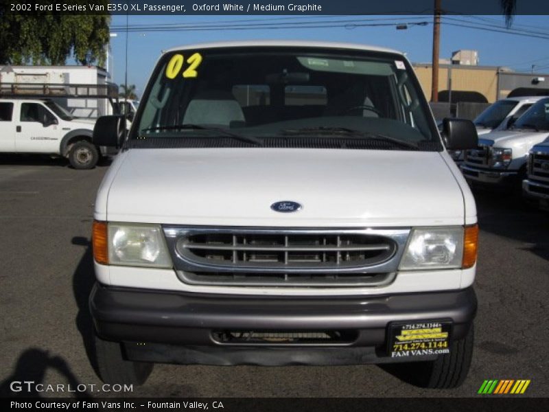 Oxford White / Medium Graphite 2002 Ford E Series Van E350 XL Passenger