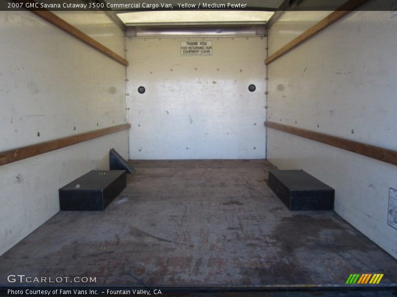 Yellow / Medium Pewter 2007 GMC Savana Cutaway 3500 Commercial Cargo Van