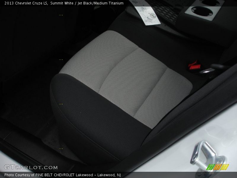 Summit White / Jet Black/Medium Titanium 2013 Chevrolet Cruze LS