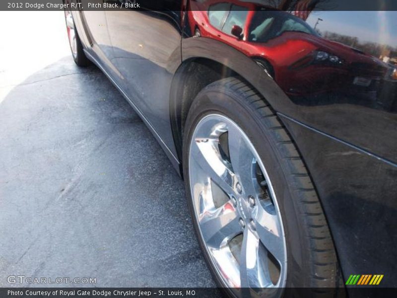 Pitch Black / Black 2012 Dodge Charger R/T