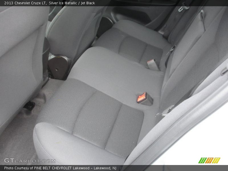 Silver Ice Metallic / Jet Black 2013 Chevrolet Cruze LT