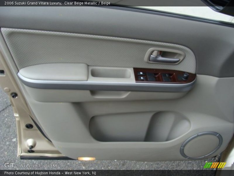 Clear Beige Metallic / Beige 2006 Suzuki Grand Vitara Luxury